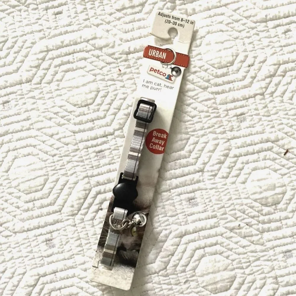 NWT Petco Plaid Pet Cat Collar Breakaway Clasp with Bell